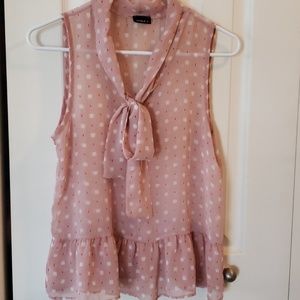 Noble U sheer pink top